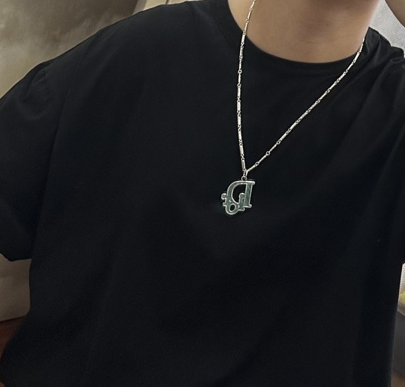 chr1st1an D10r necklaces